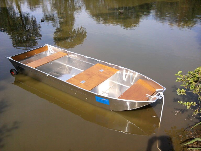 Легкая лодка